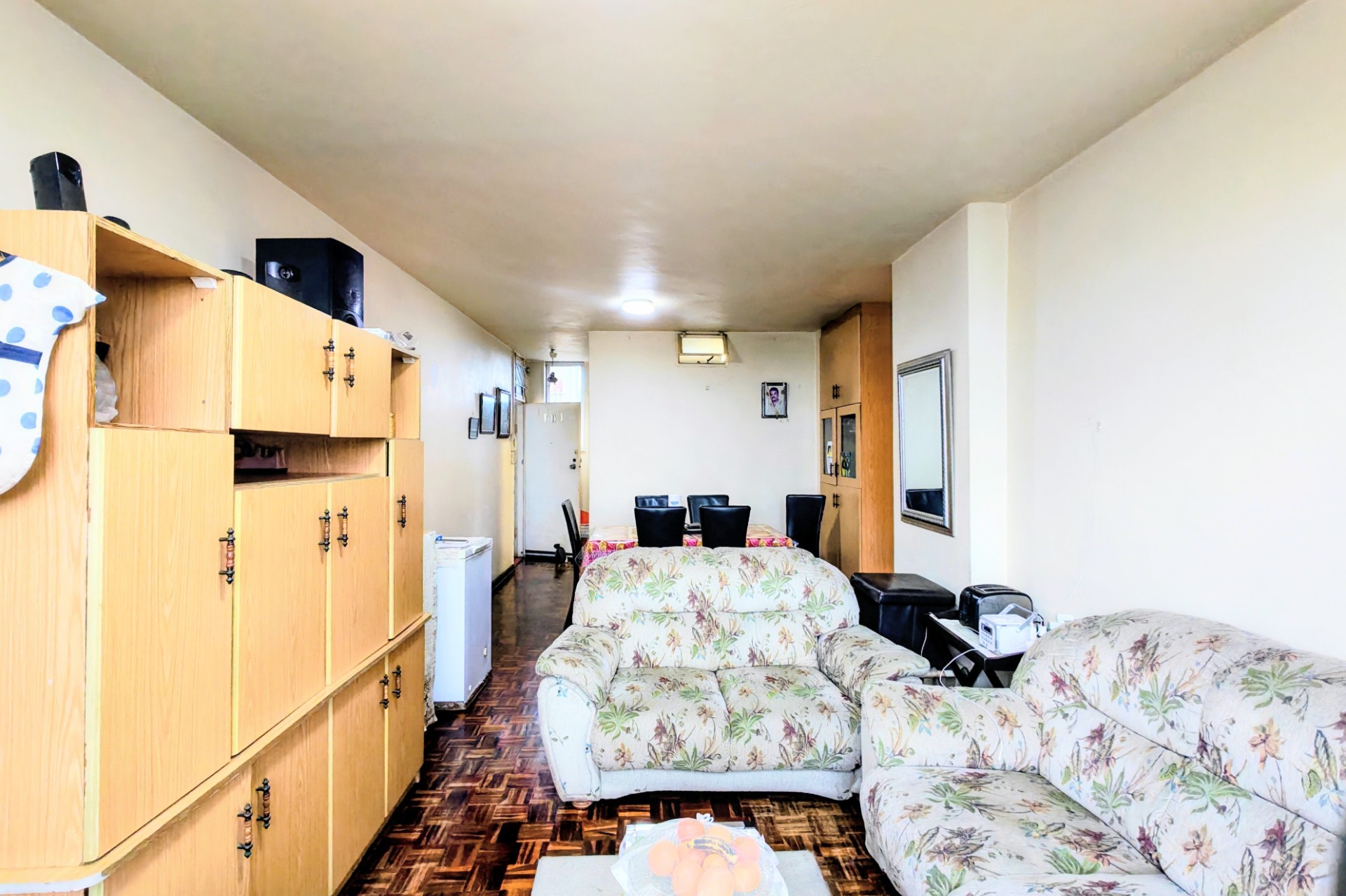 Apartment for sale in North Beach, Durban, KwaZulu Natal, 63 m²