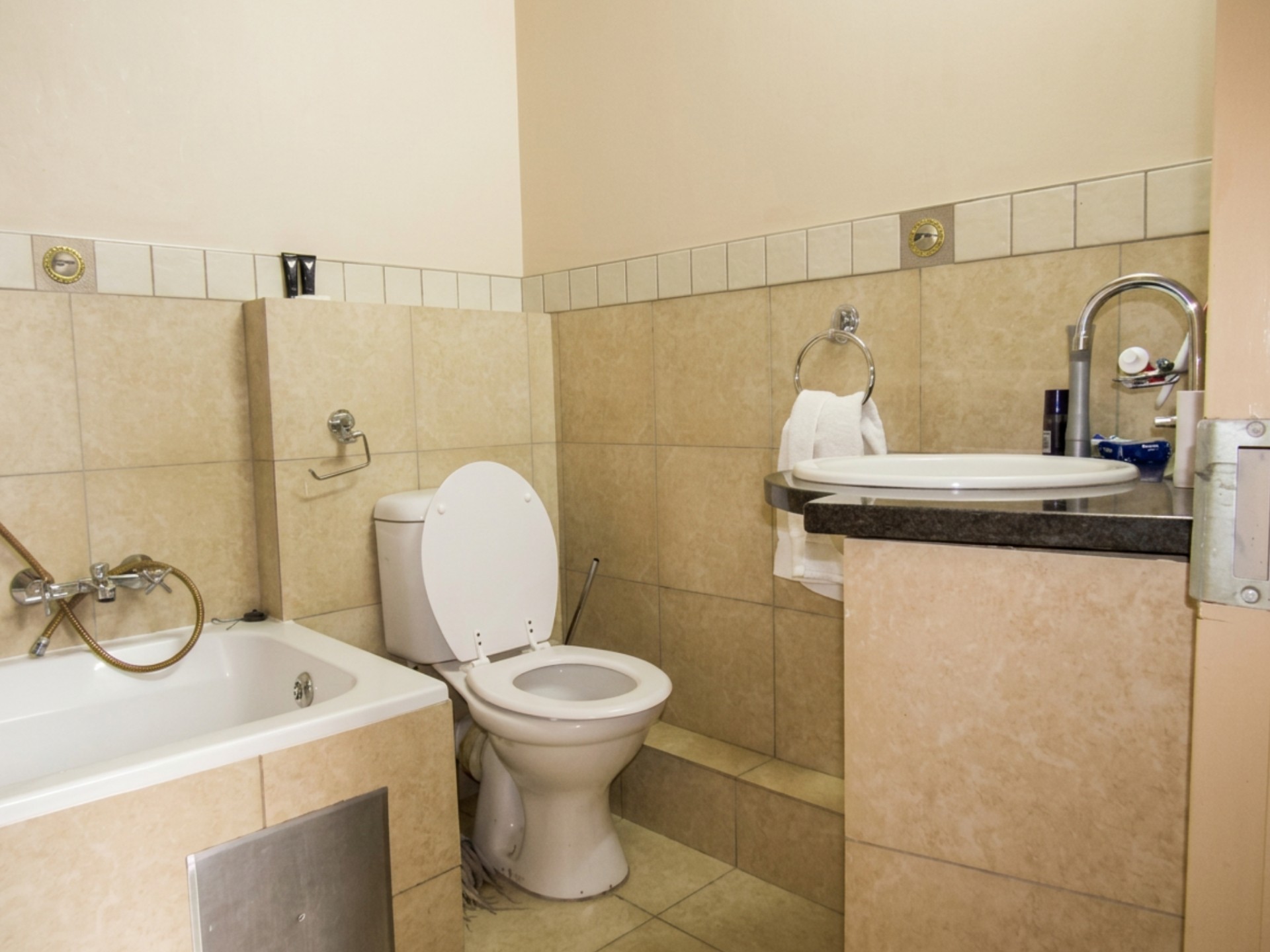 Apartment for rent in Marshalltown, Johannesburg, 2, Mapungubwe Apartments, 17 Anderson Street, Marshalltown, Johannesburg, Gauteng