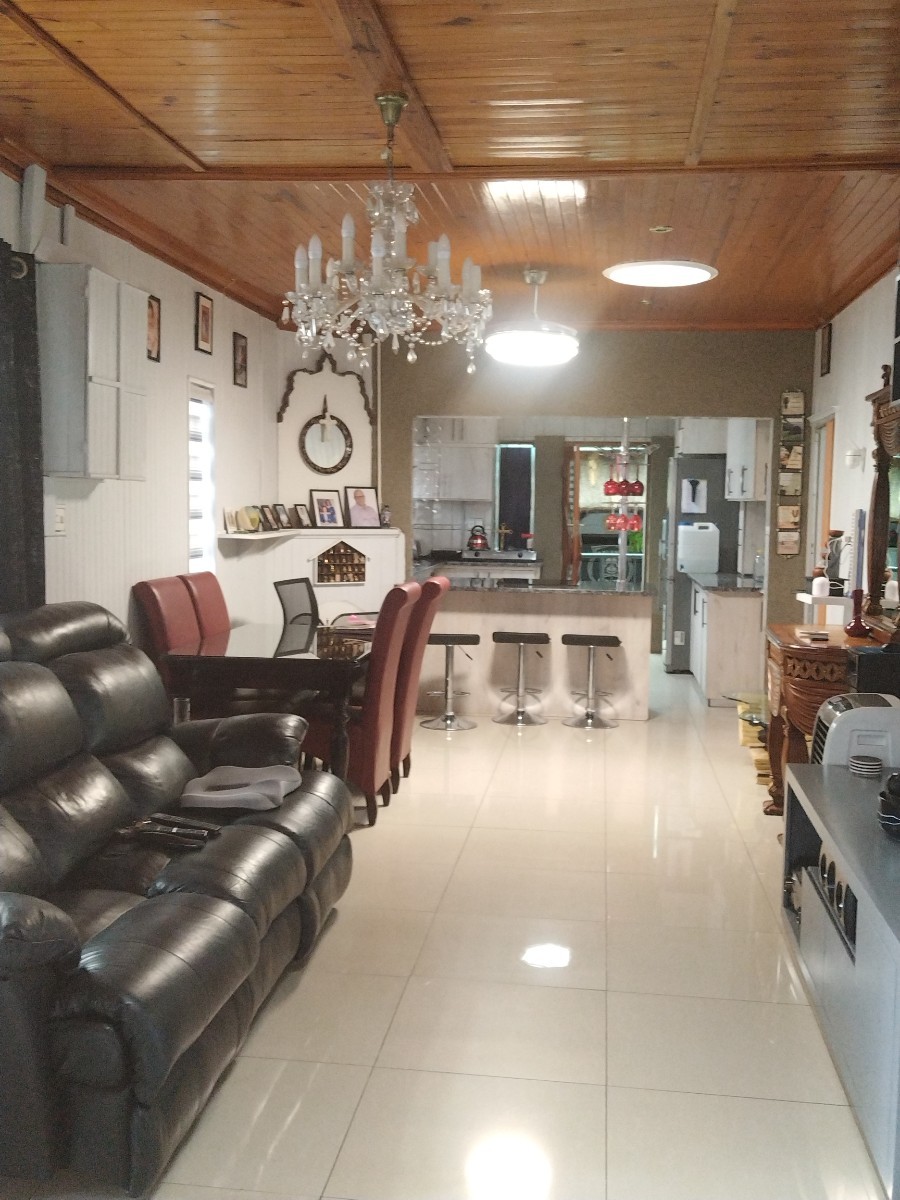 House for sale in Coronationville, Johannesburg, 297 m²