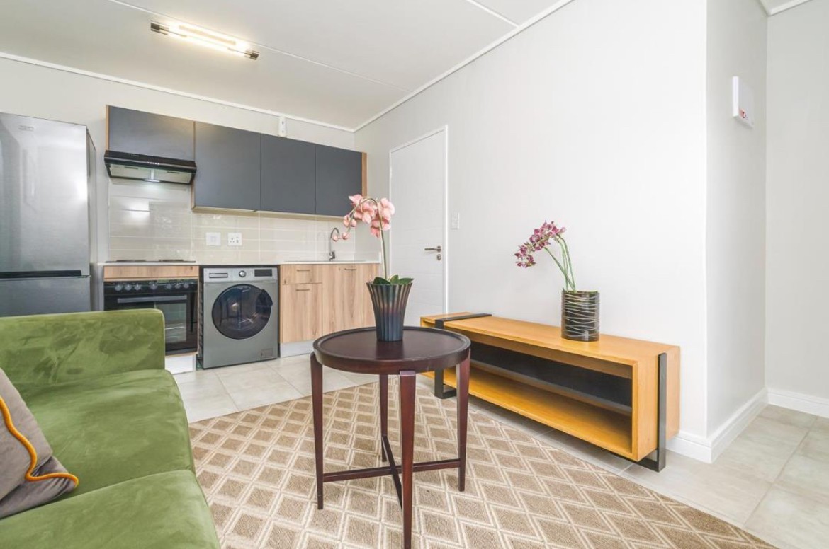 Apartment for rent in Linbro Park, Sandton, 1 21 (2nd floor), Greenlee Eco estate, 1 Greenlee BLVD, Linbro Park, Sandton, Gauteng, 30 m²