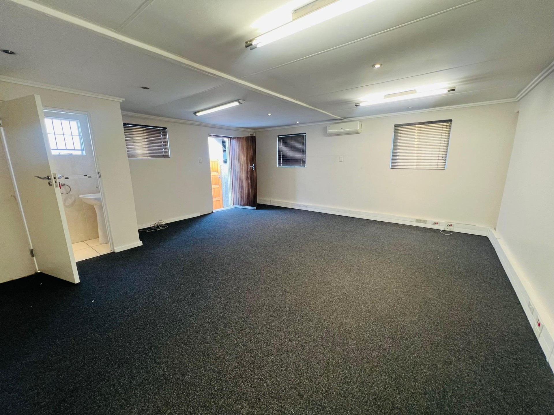 Commercial Property for rent in Randburg Central, Randburg, 800 m²