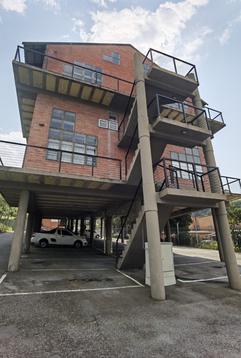 Apartment for sale in South End, Port Elizabeth, 27 m²