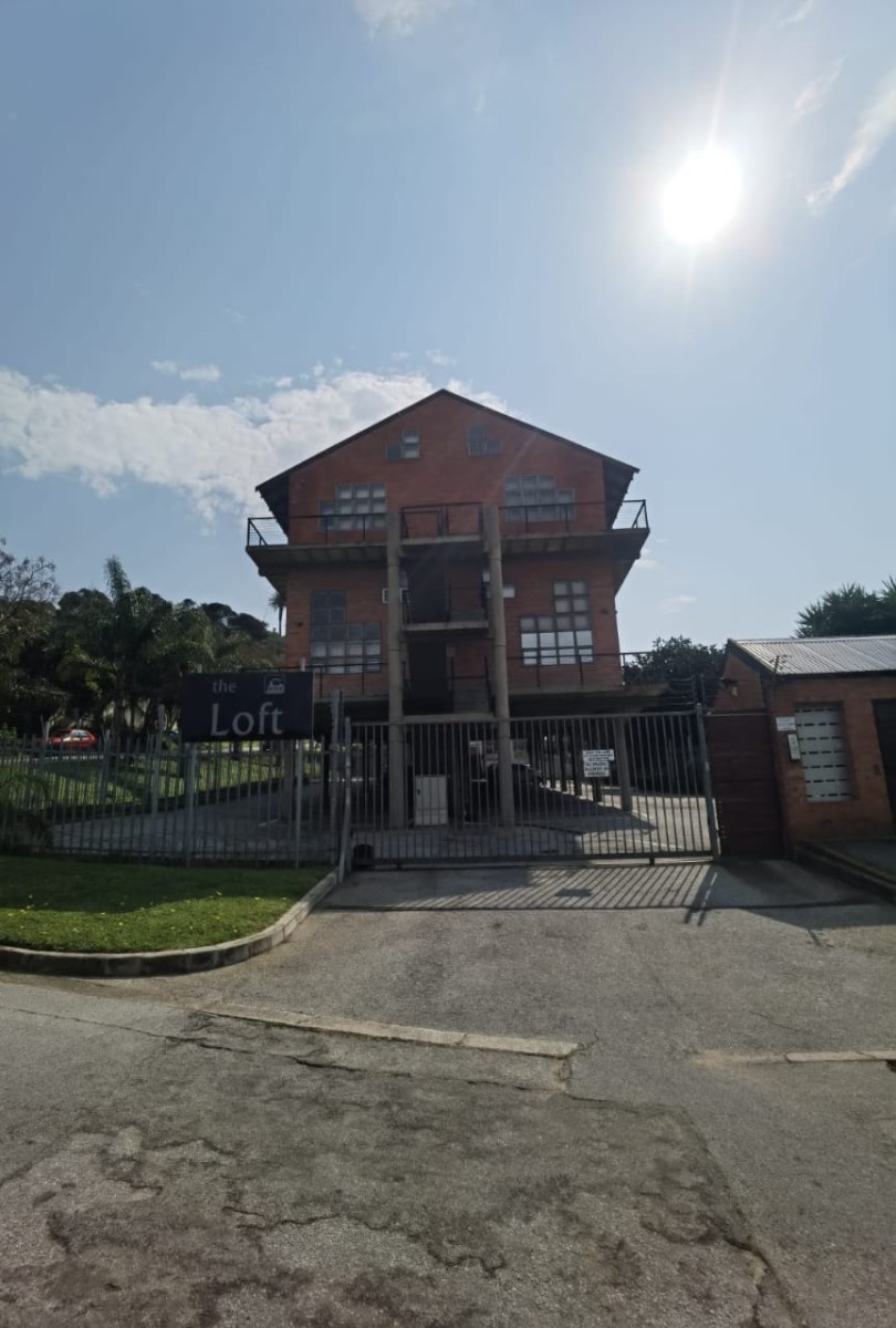 Apartment for sale in South End, Port Elizabeth, 27 m²