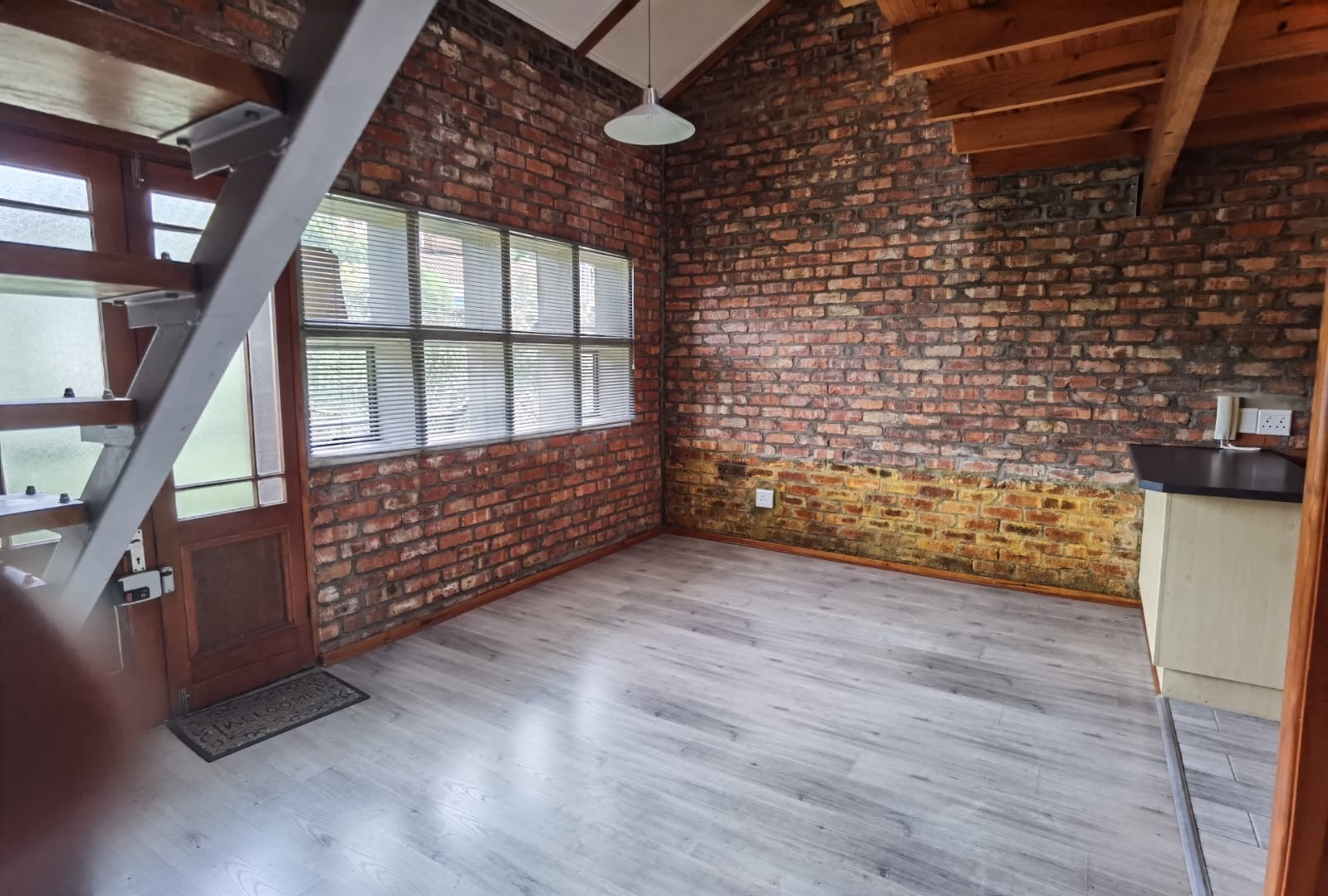 Apartment for sale in South End, Port Elizabeth, 27 m²