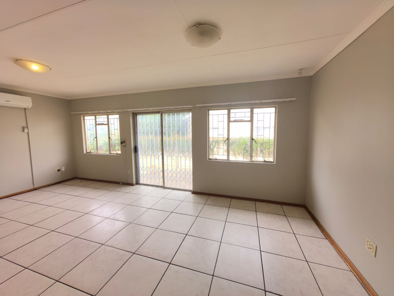 House for sale in Albertynshof, Kimberley, 25 Waterworks Street, Albertynshof, Kimberley, Northern Cape, 429 m²