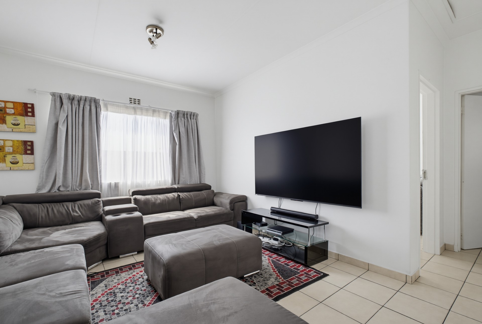 Apartment for sale in Edenvale Central, Edenvale, 206, 67 on 7th, 67 7th Ave, Edenvale Central, Edenvale, Gauteng, 54 m²