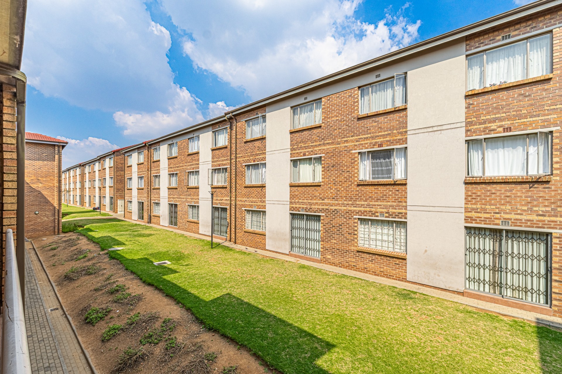 Apartment for sale in Edenvale Central, Edenvale, 206, 67 on 7th, 67 7th Ave, Edenvale Central, Edenvale, Gauteng, 54 m²