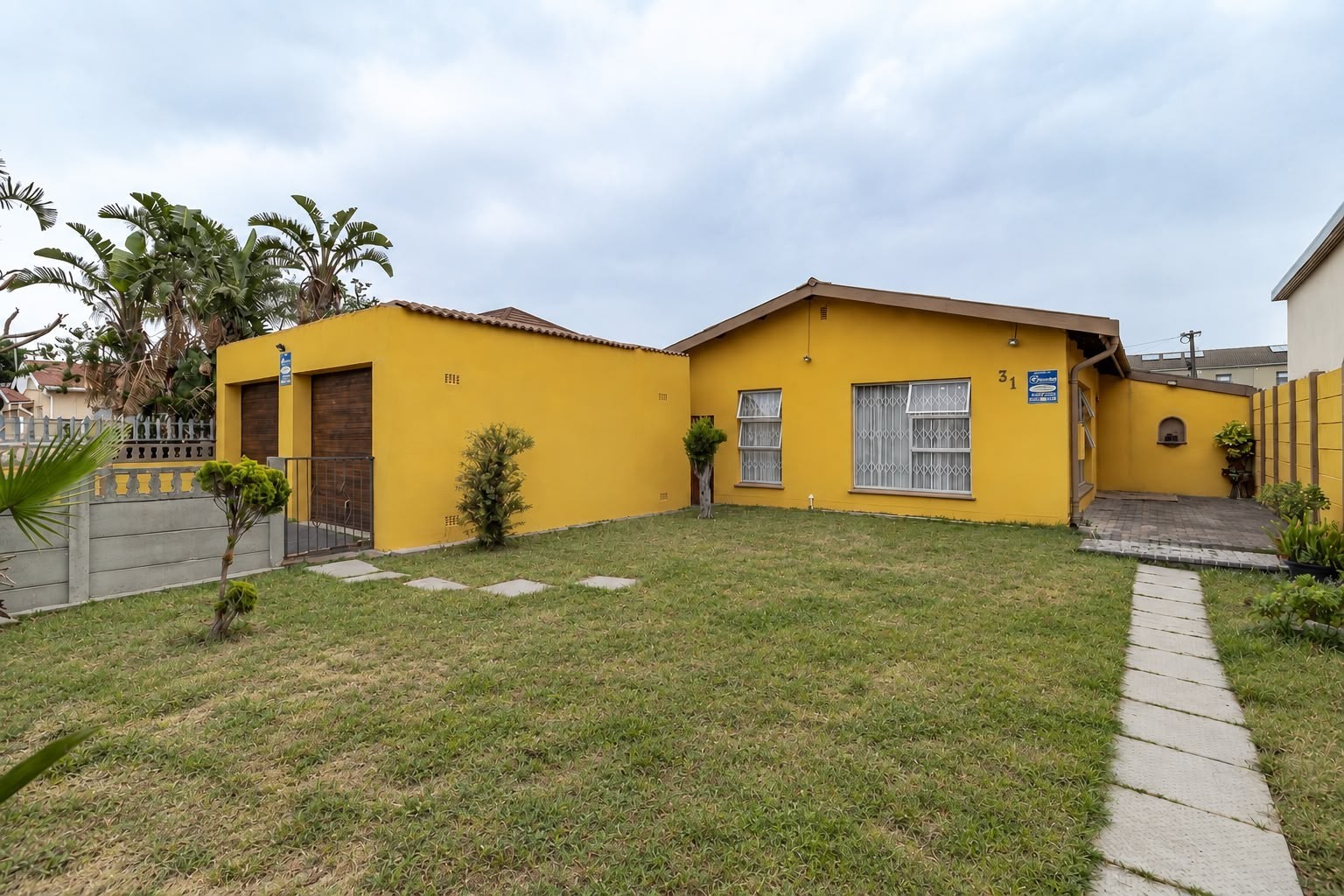 House for sale in Klipkop, Parow, 210 m²