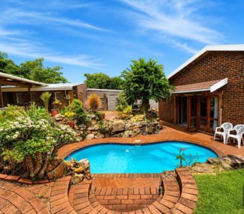 House for sale in Wentworth, Bluff, Durban, KwaZulu Natal, 946 m²