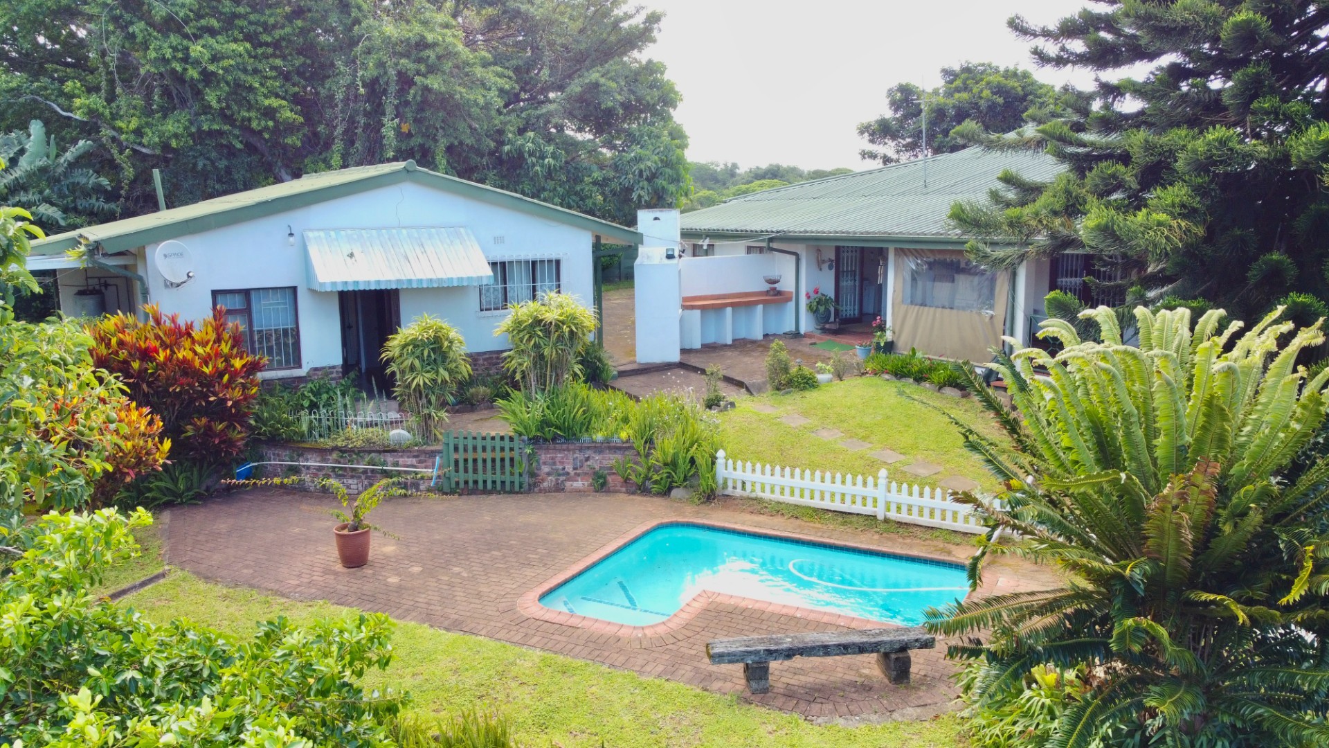 House for sale in Umtentweni, Port Shepstone, KwaZulu Natal, 2589 m²