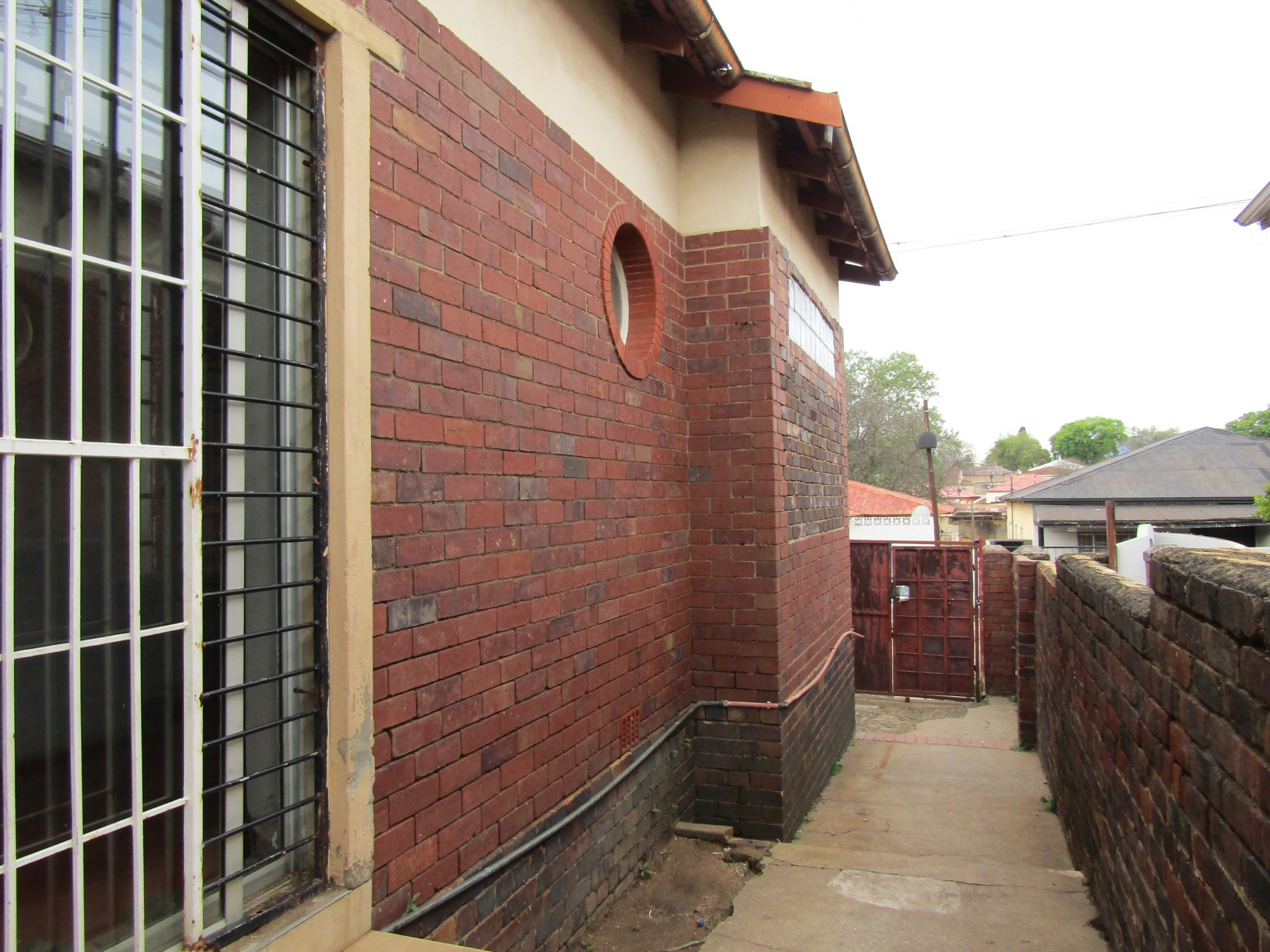 House for sale in Rosettenville, Johannesburg, 123 m²