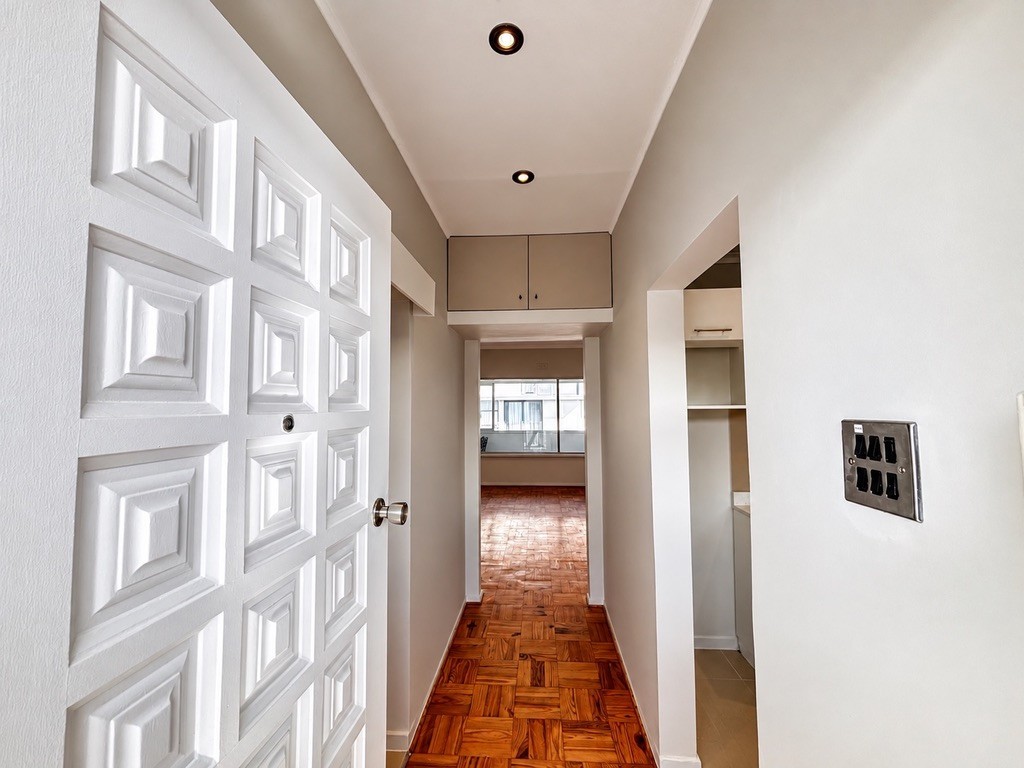 Studio Apartment for rent in Green Point, Cape Town, 40 m²