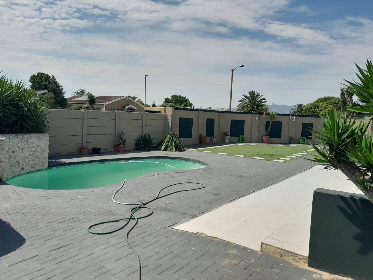 House for sale in Sunridge, Blouberg, 200 m²