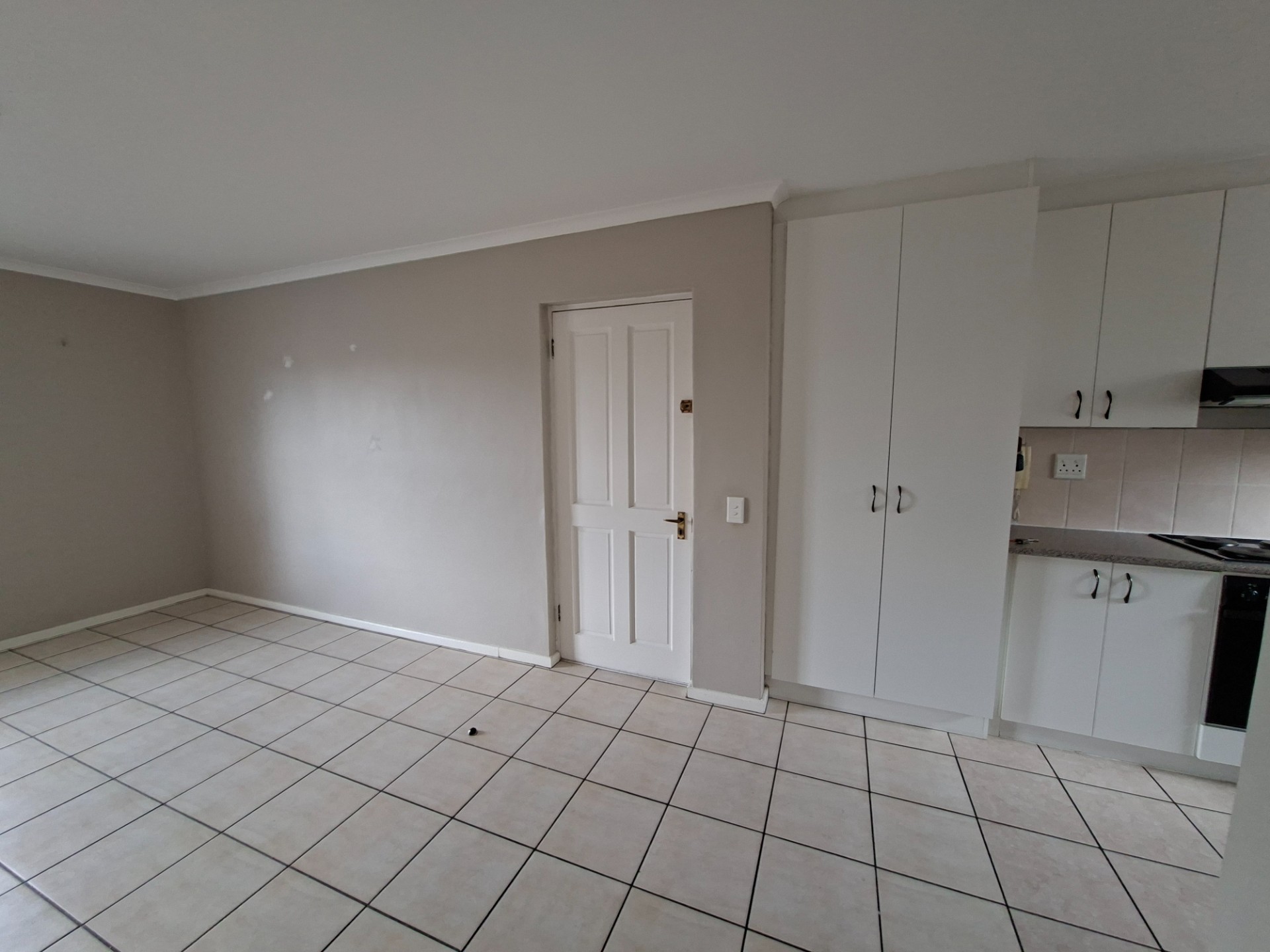 Apartment for rent in Durbanville Central, Durbanville, 8  (1st floor), Villa Agostinelli, 33 Church Street, Durbanville Central, Durbanville, Western Cape, 64 m²