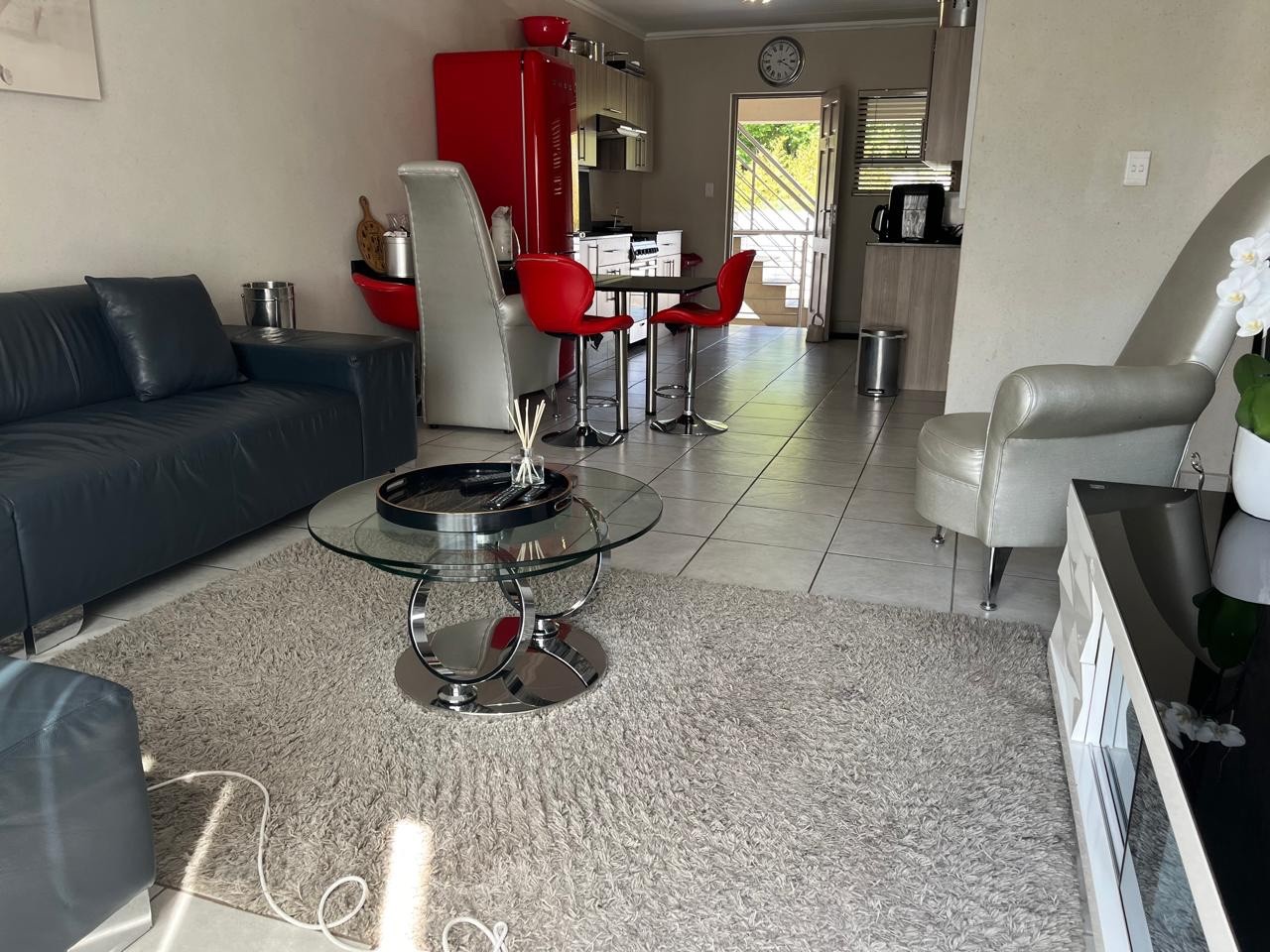 Apartment for rent in Beverley, Sandton, 88 m²