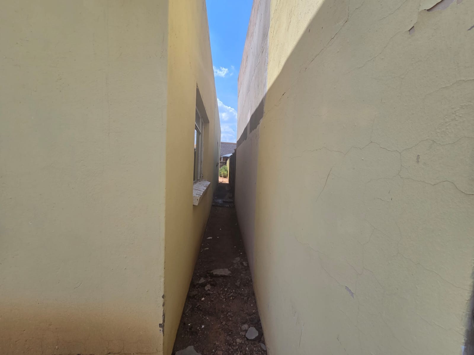 House for sale in Mmabatho, Mafikeng, North West, 490 m²