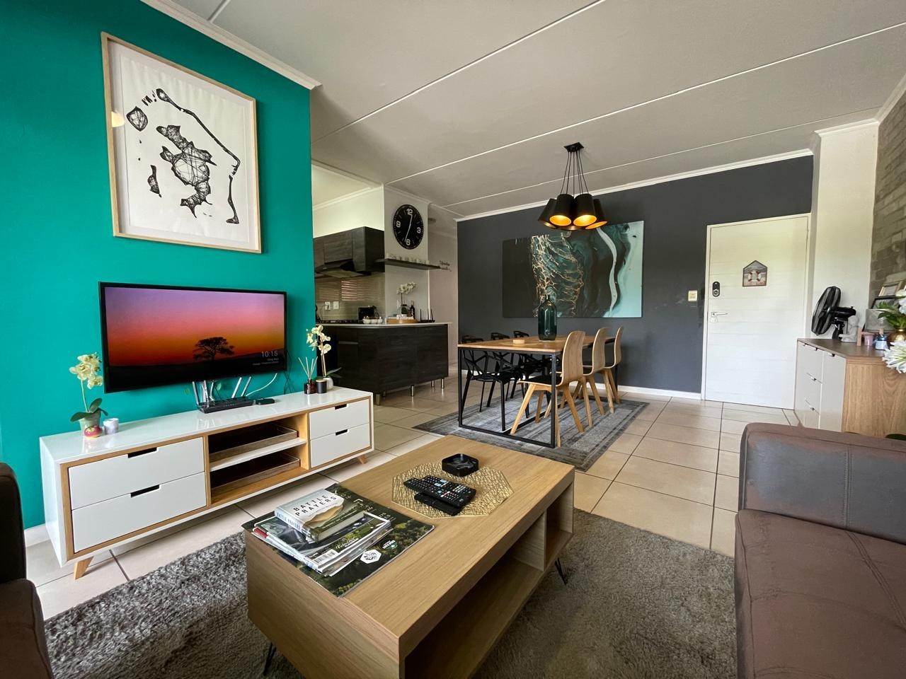 Apartment for rent in Olivedale, Randburg, 102 m²