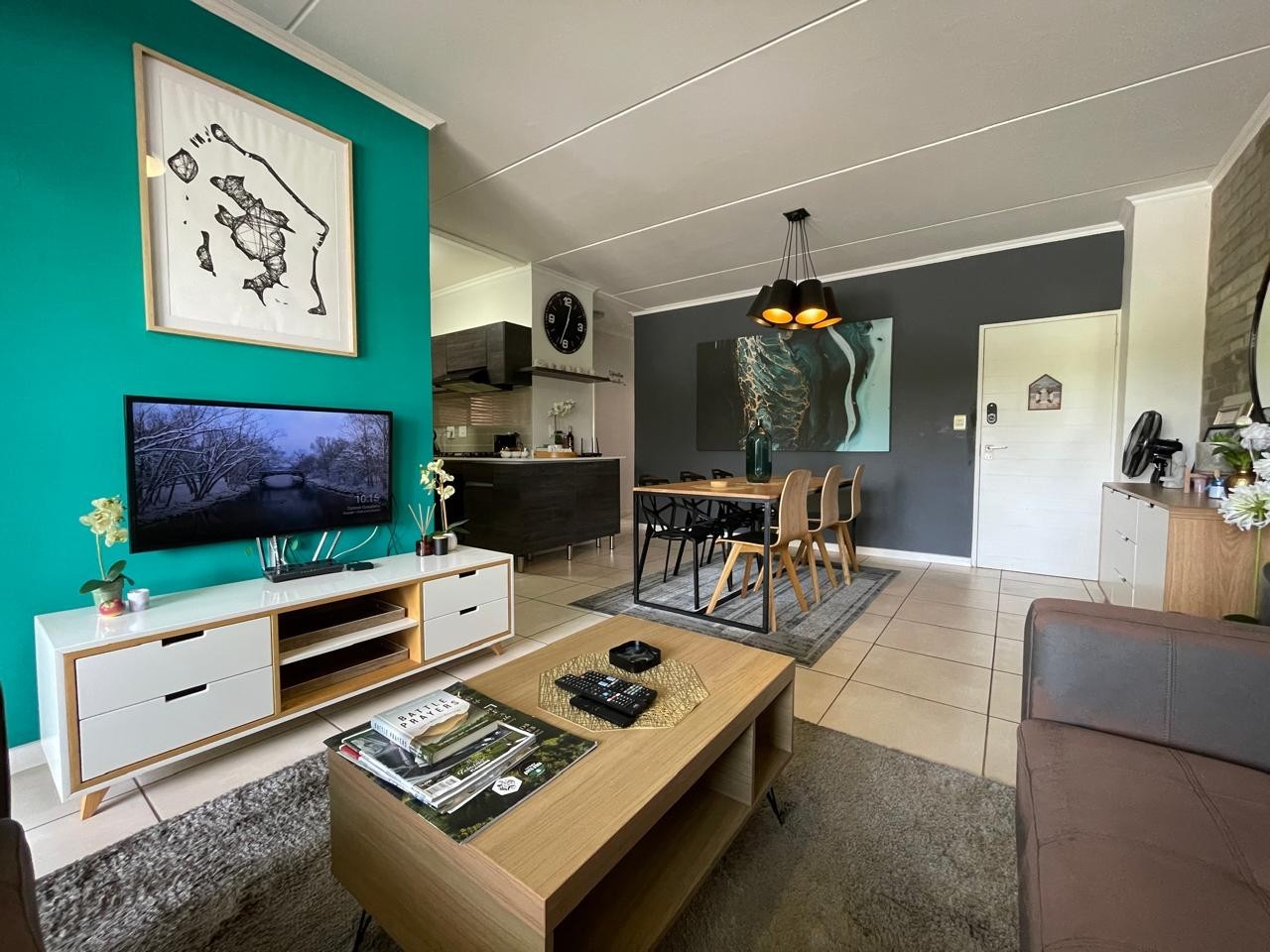 Apartment for rent in Olivedale, Randburg, 102 m²
