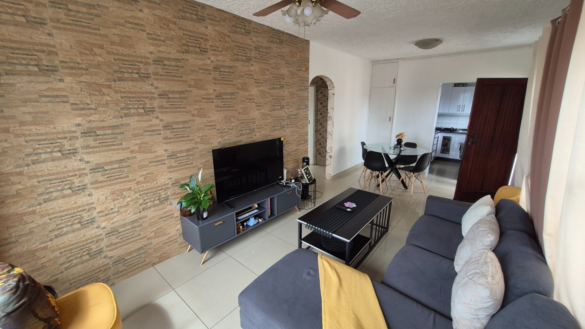 Apartment for sale in Bluff, Durban, KwaZulu Natal, 11, Blue Horizons, 1384 Bluff road, Bluff, Durban, KwaZulu Natal