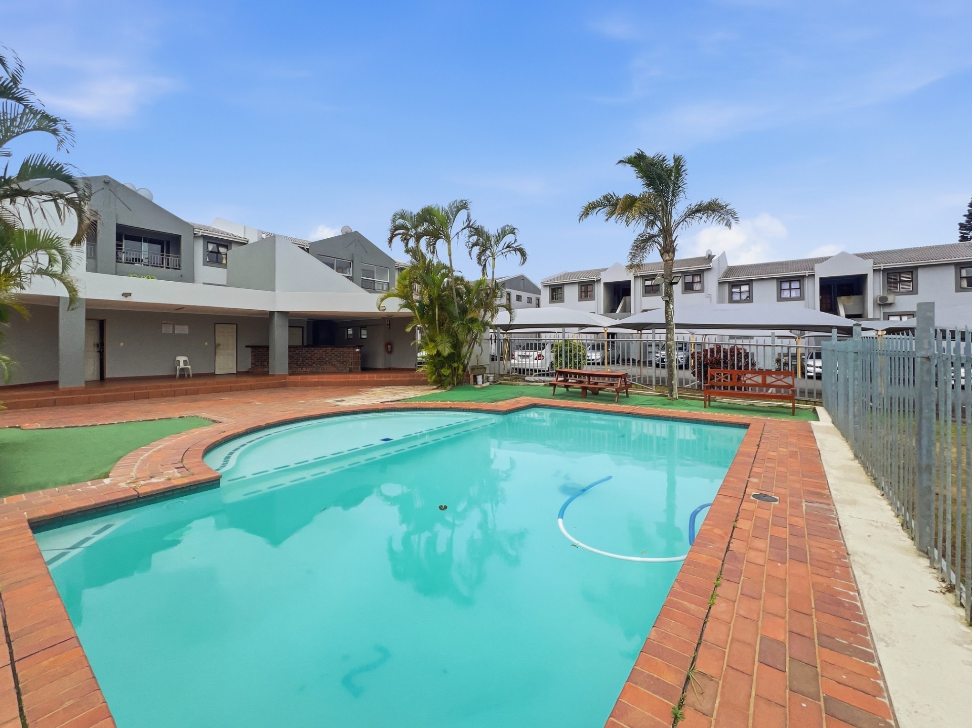 Apartment for sale in Sydenham, Overport, Durban, KwaZulu Natal, 75 m²