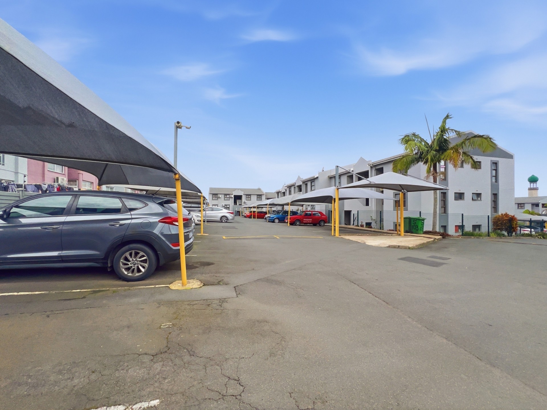 Apartment for sale in Sydenham, Overport, Durban, KwaZulu Natal, 75 m²