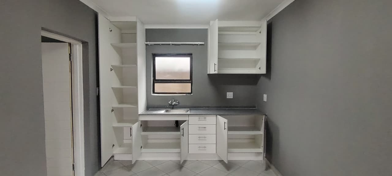 Apartment for rent in Oos Einde, Rustenburg, North West