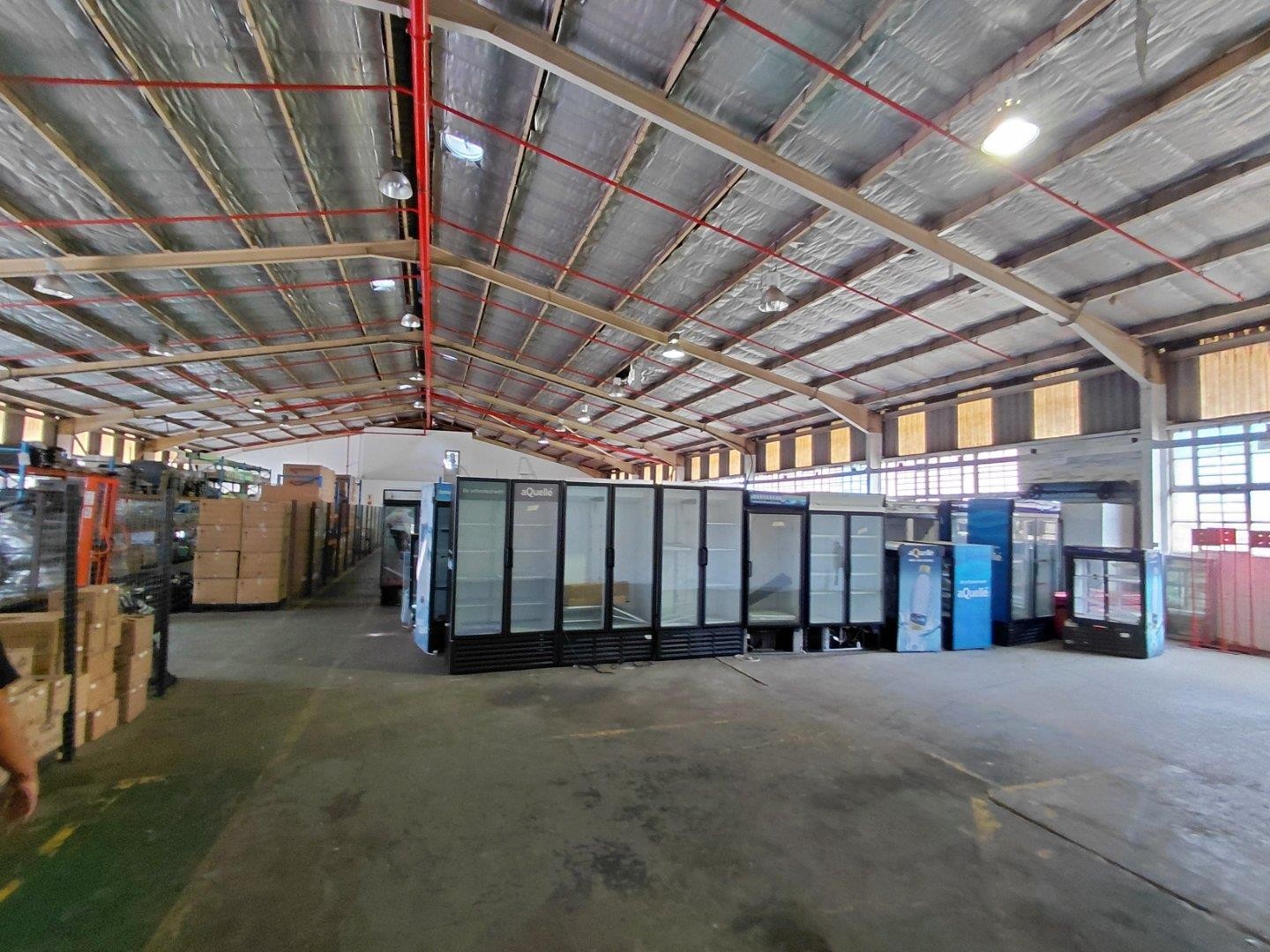 Industrial Property for rent in Pinetown Central, Pinetown, KwaZulu Natal, 2140 m²