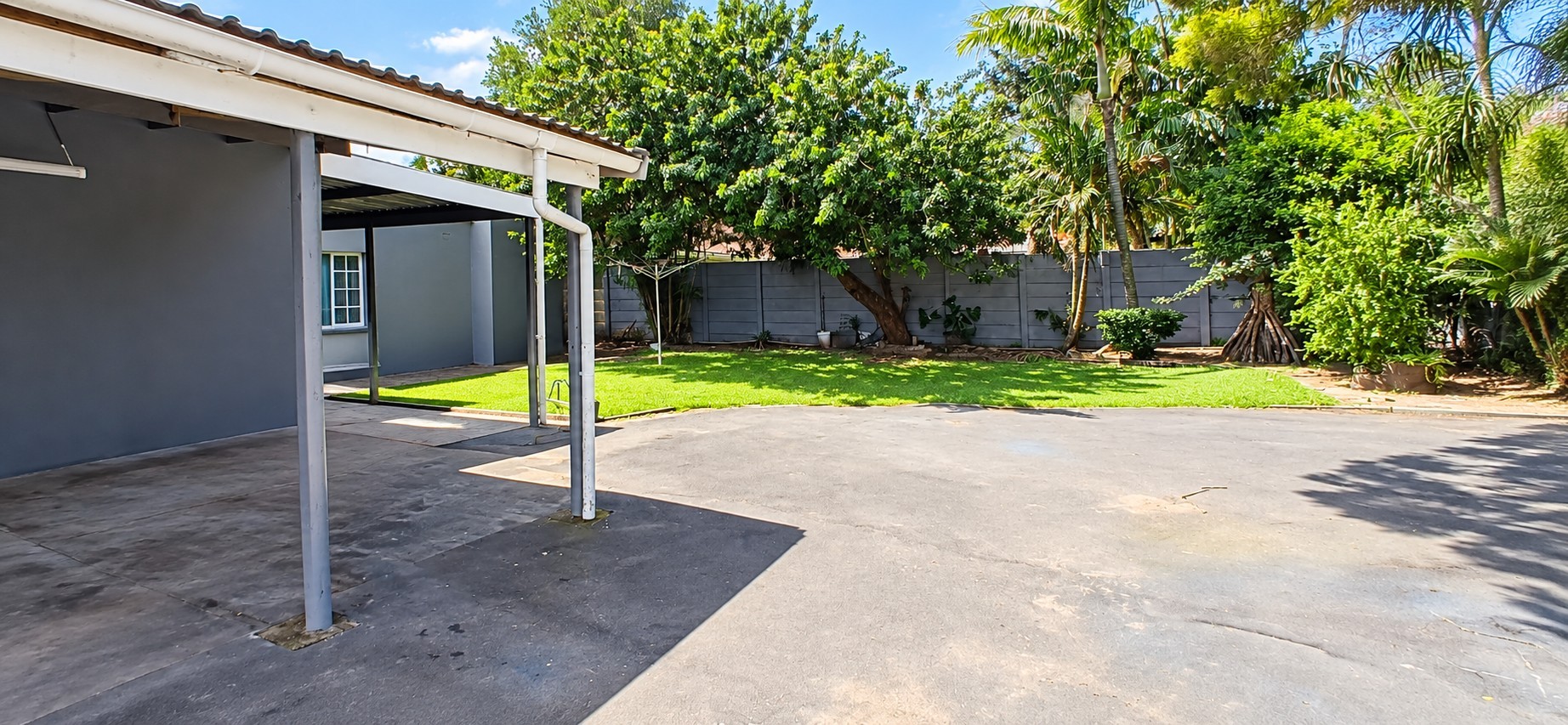 House for sale in Meer En See, Richards Bay, KwaZulu Natal, 1000 m²