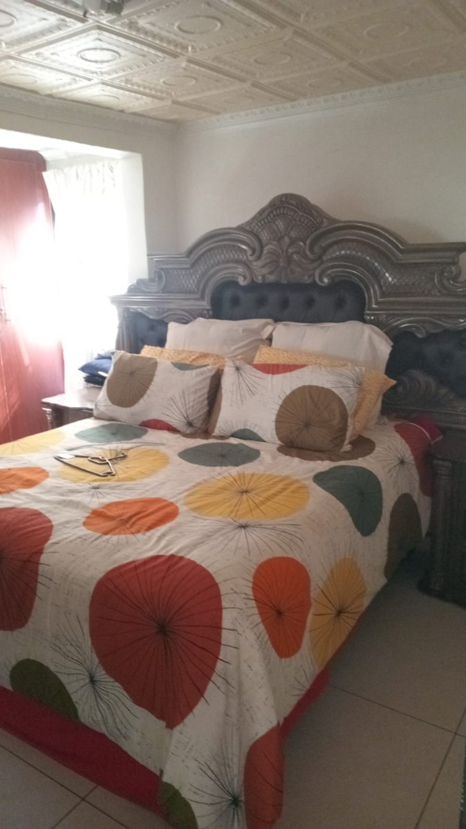 House for sale in Tokoza, Alberton, 209 m²