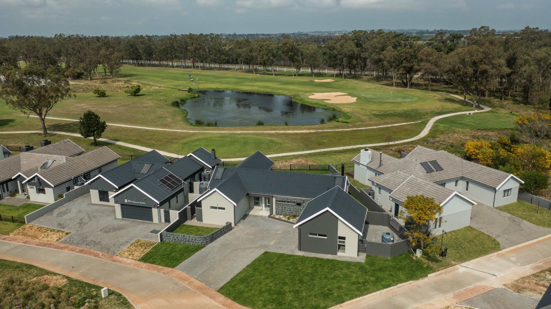 House for sale in Wedgewood Golf Estate, Port Elizabeth, 250 m²