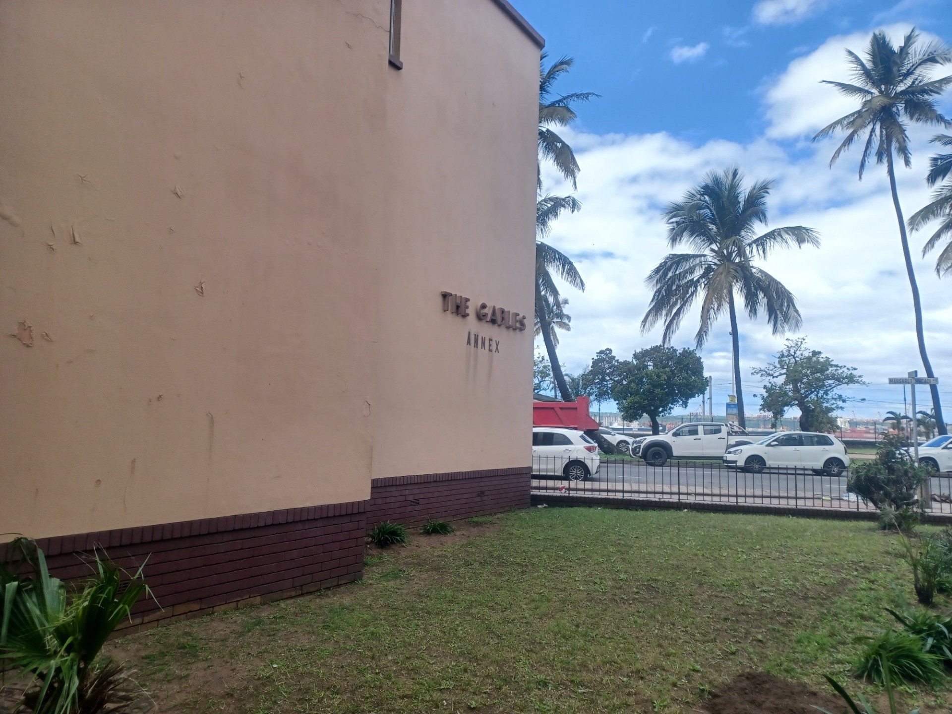 Apartment for sale in Esplanade, Durban, KwaZulu Natal, 4 The Gables, The Gables Annex, 170 Margaret Mncadi avenue, Esplanade, Durban, KwaZulu Natal, 94 m²