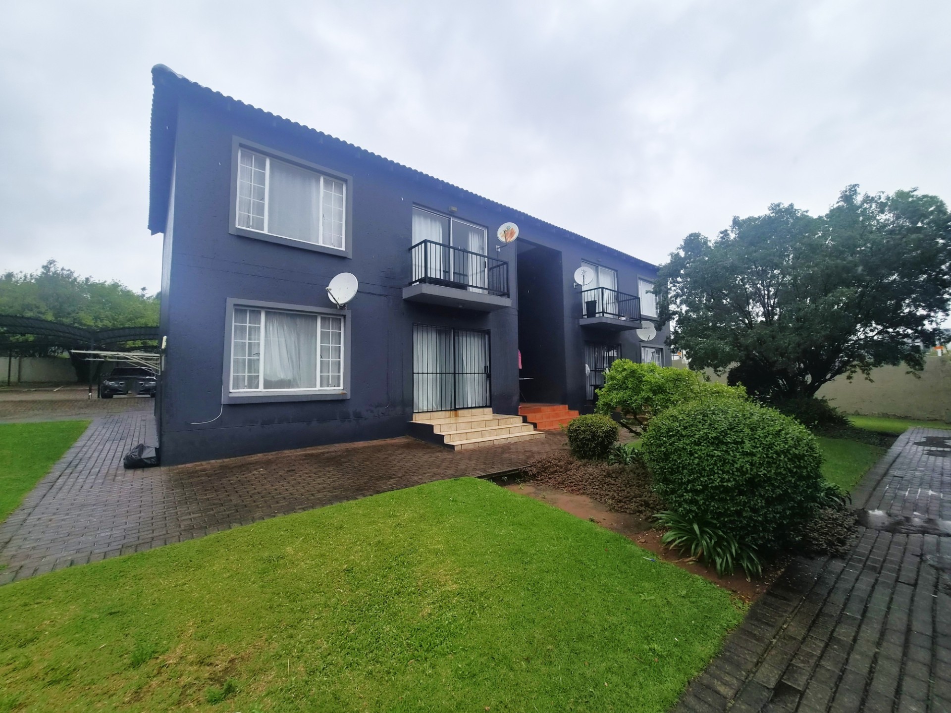 Apartment for sale in Northgate, Randburg, 54 m²