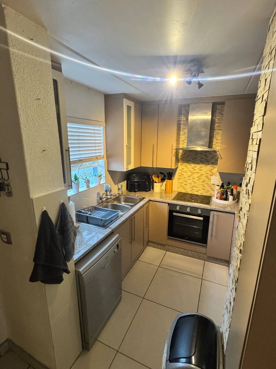 Townhouse for sale in Morning Hill, Bedfordview, 79 m²