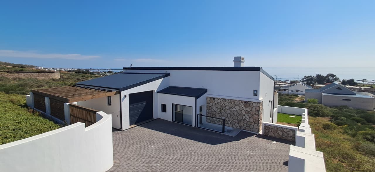 House for sale in St Helena Views, St Helena Bay, 18 Claxton Drive, St Helena Views, St Helena Bay, Western Cape, 142 m²