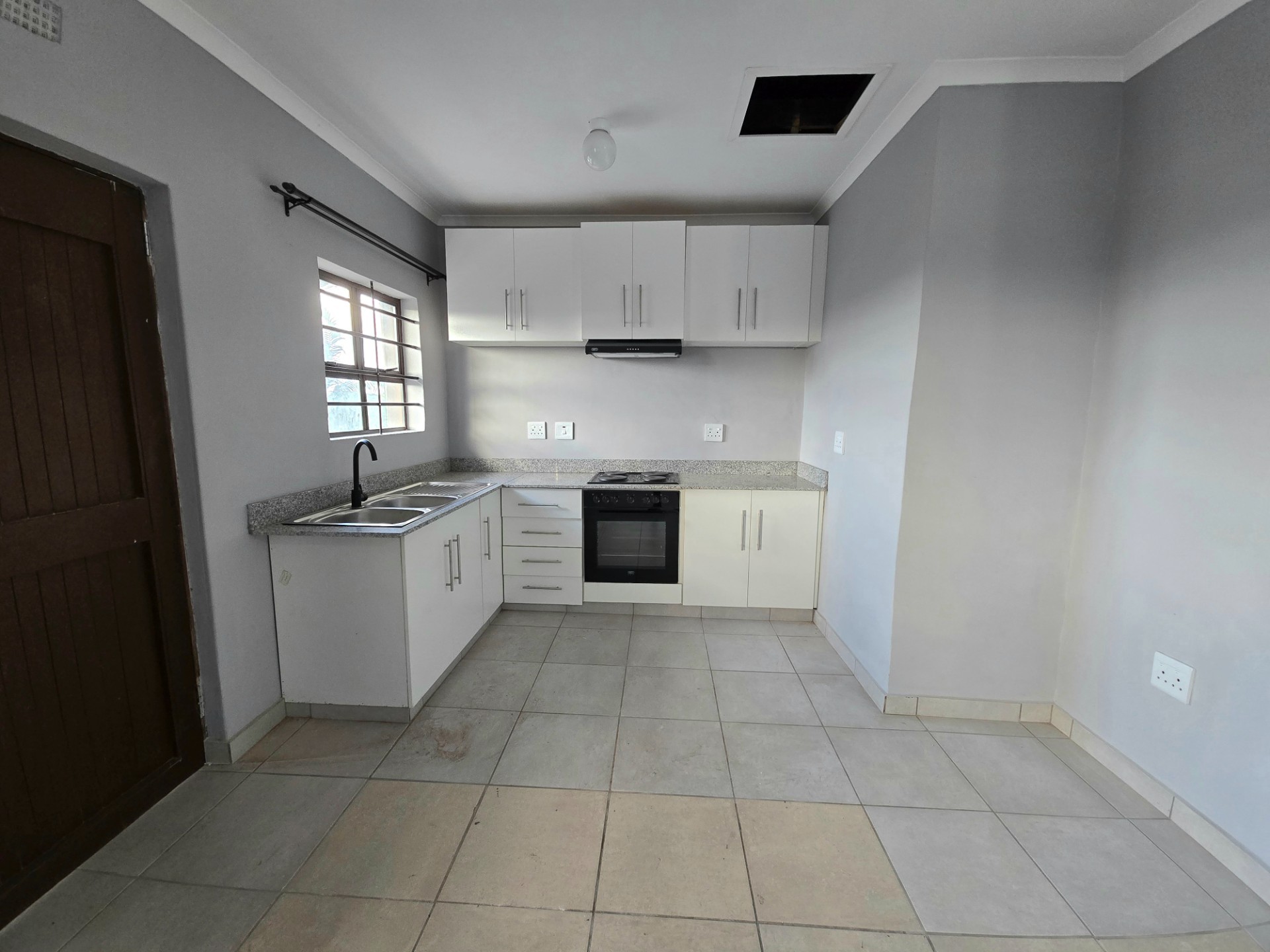 Apartment for rent in Avoca Hills, Durban, KwaZulu Natal