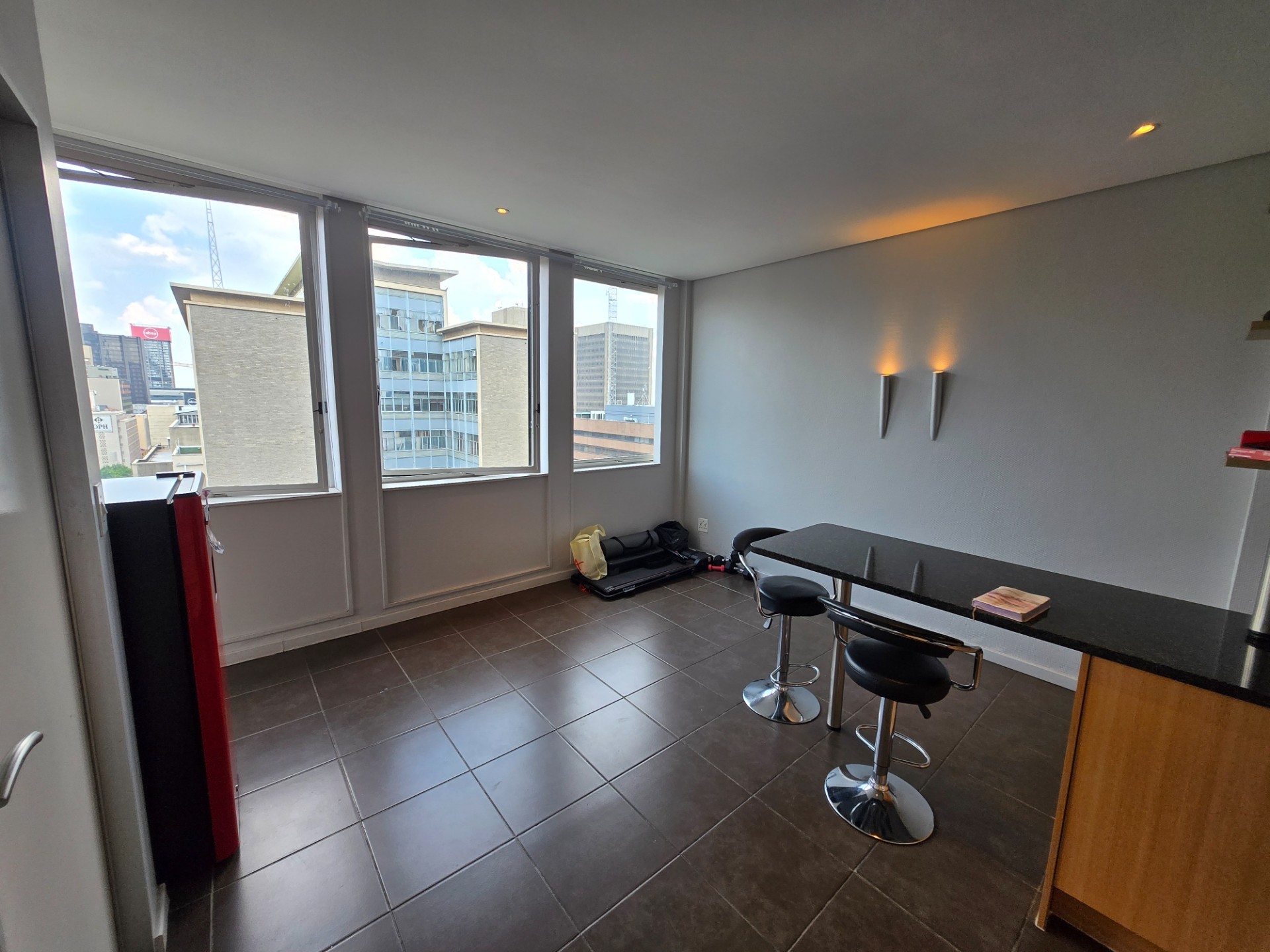 Studio Apartment for rent in Marshalltown, Johannesburg, 35 m²