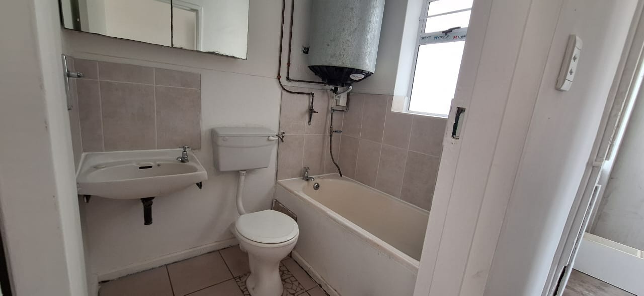 Apartment for rent in Forest Hill, Port Elizabeth, 45 m²