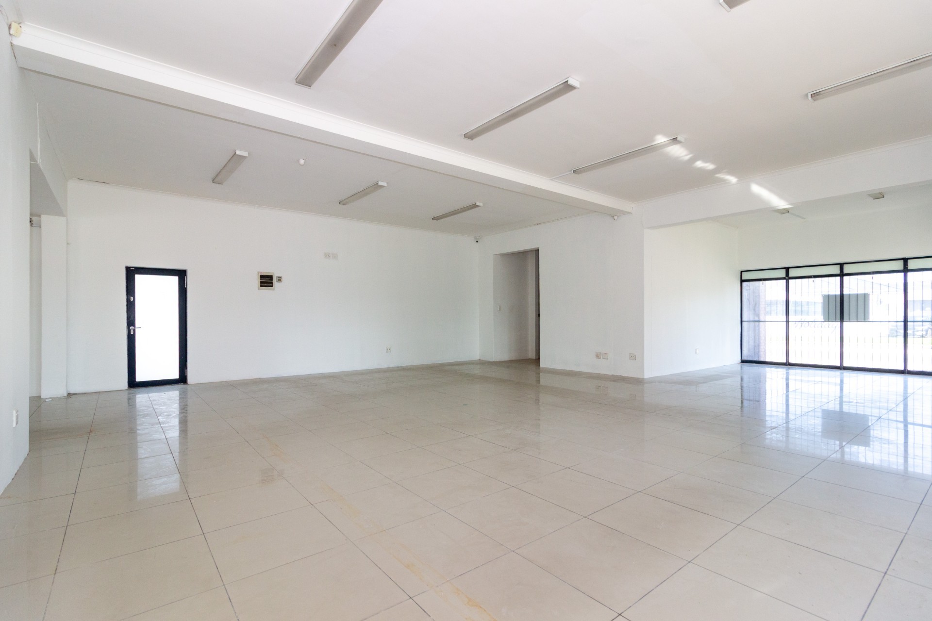 Retail Space for rent in Walmer, Port Elizabeth, 222 m²