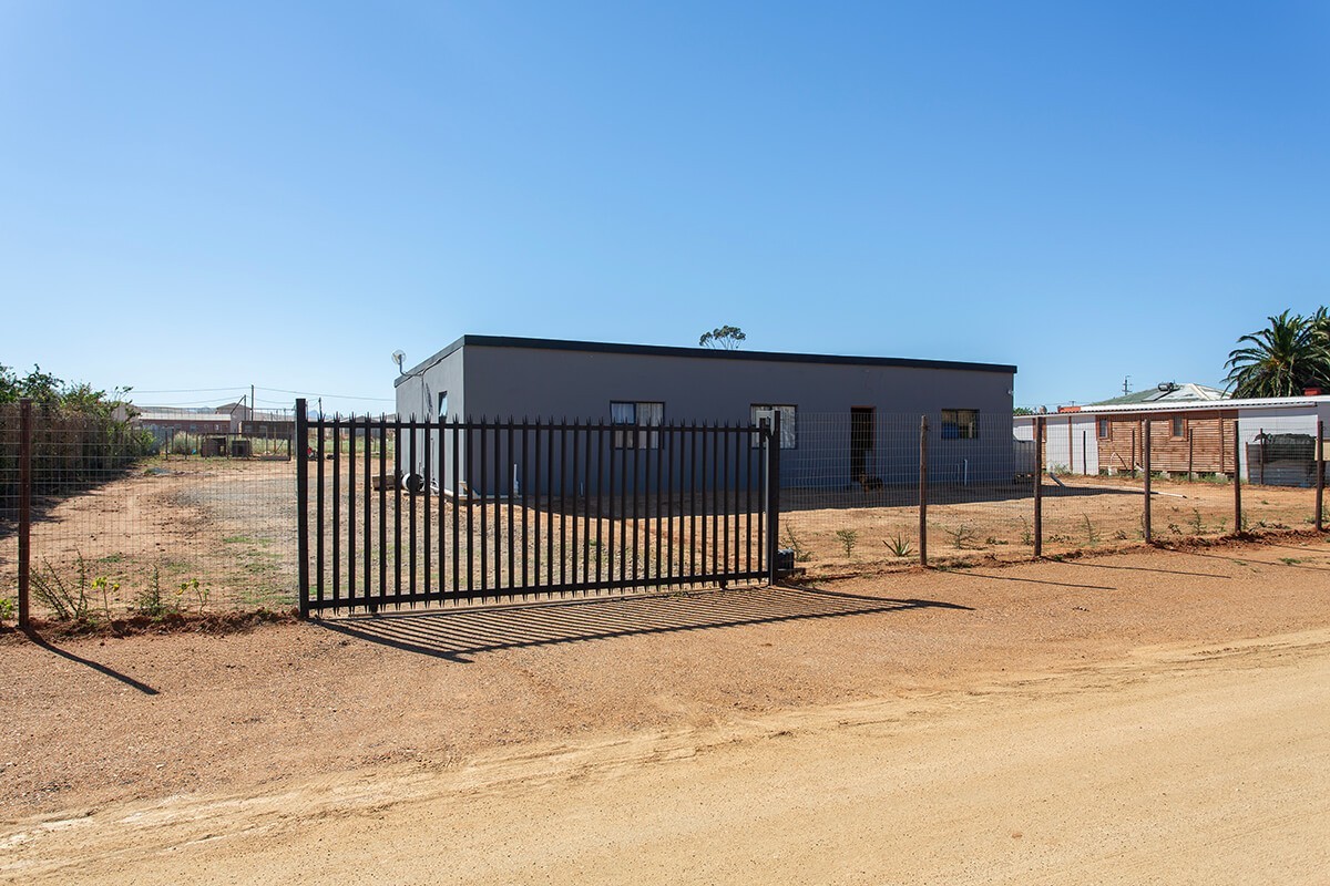 Small Holding for sale in Hooikraal, Moorreesburg, 128 m²