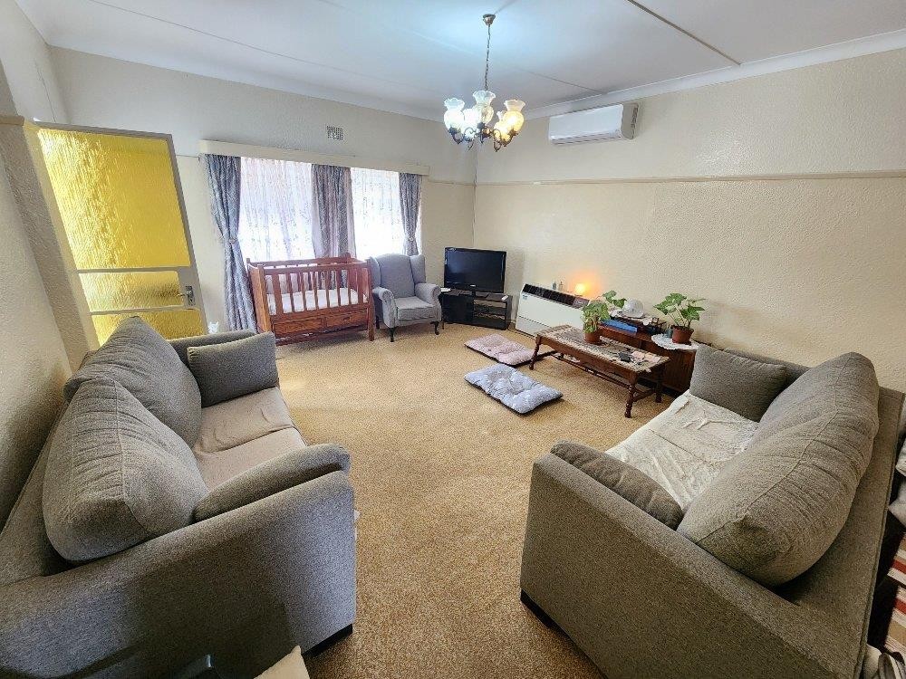 House for sale in Beaconsfield, Kimberley, 383 m²