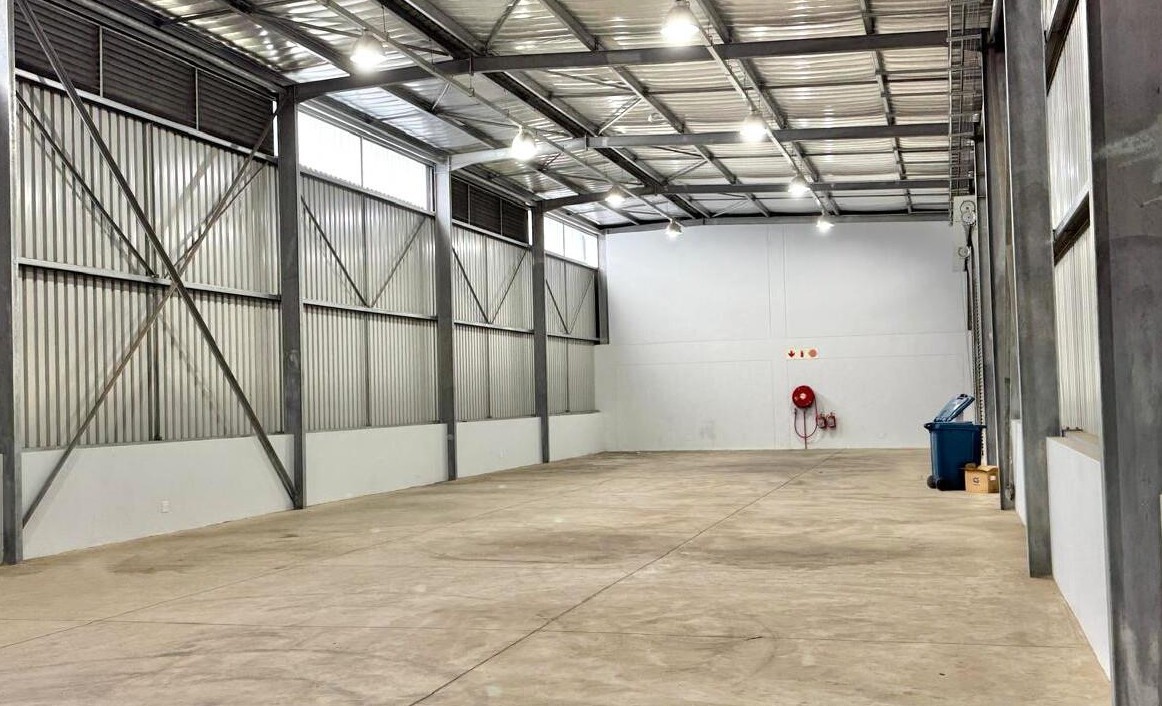 Industrial Property for rent in Glen Anil, Durban North, KwaZulu Natal, 562 m²