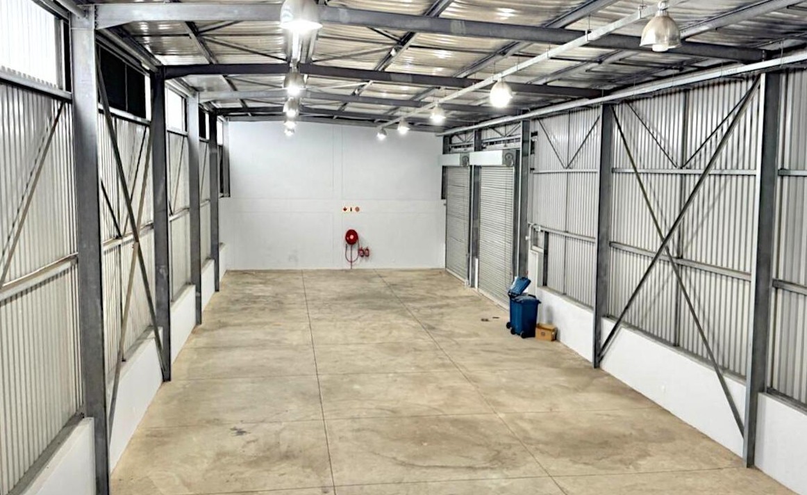 Industrial Property for rent in Glen Anil, Durban North, KwaZulu Natal, 562 m²