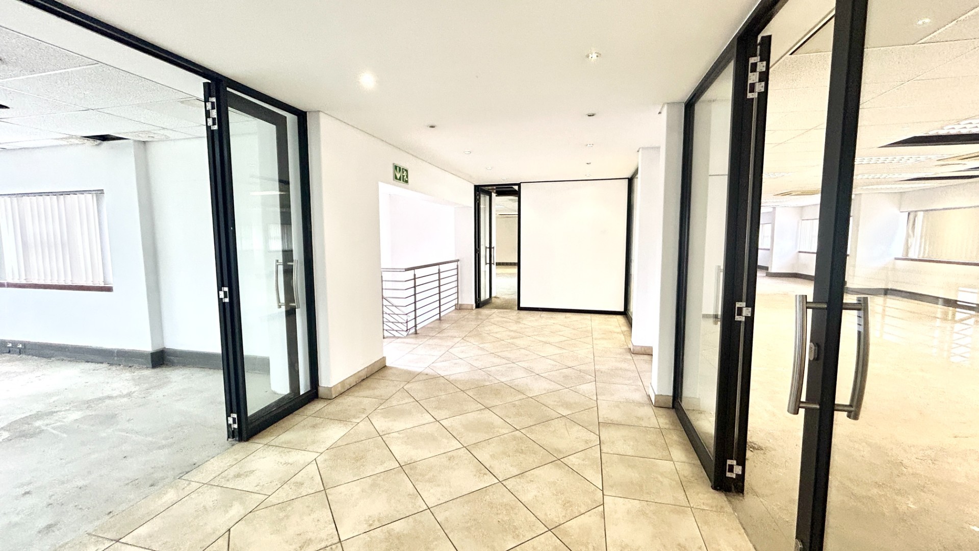 Office for rent in Brooklyn, Pretoria, 687 m²