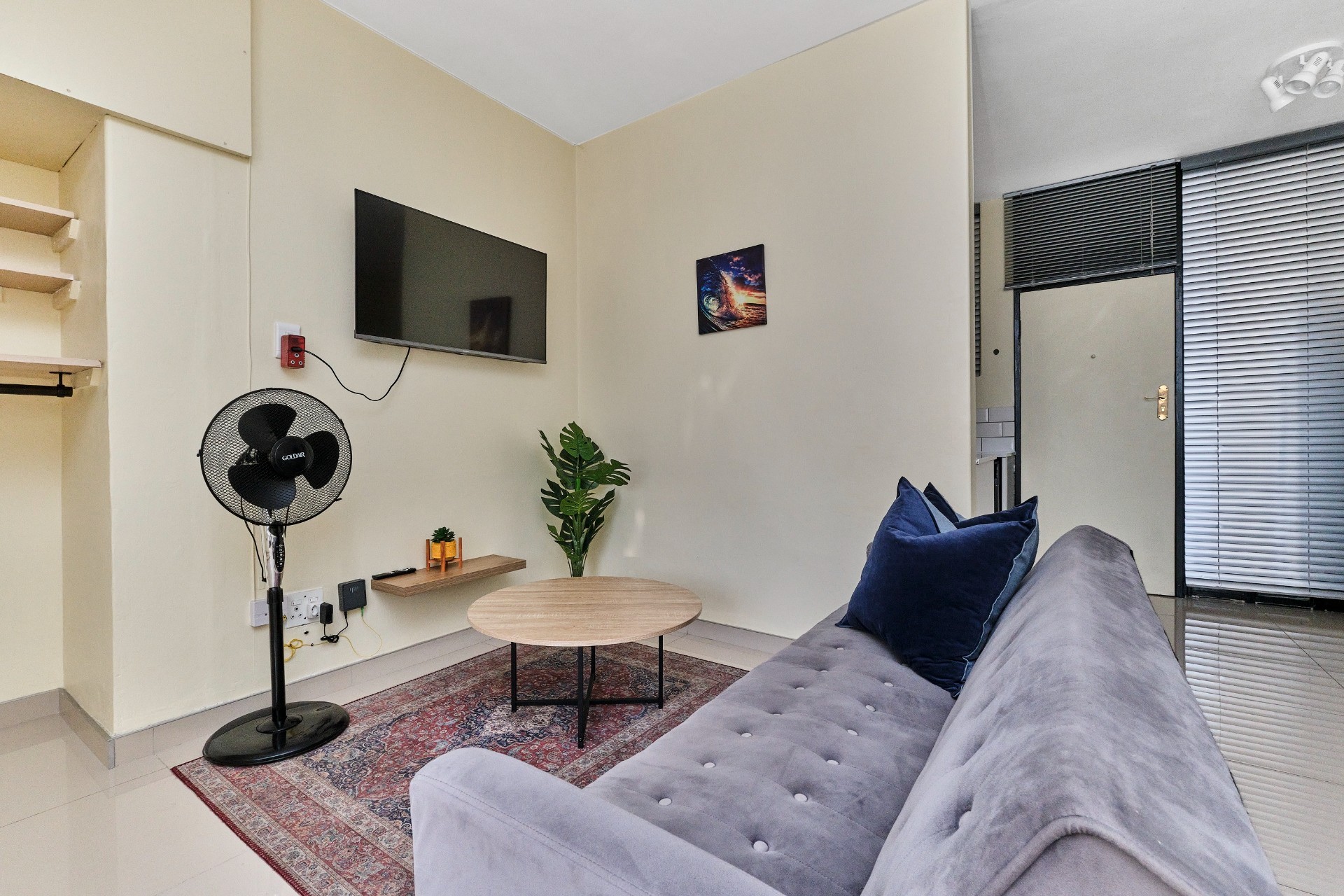 Apartment for sale in Illovo, Sandton, Illovo Mews (2nd floor), Illovo Mews, 245 Oxford Road, Illovo, Sandton, Gauteng