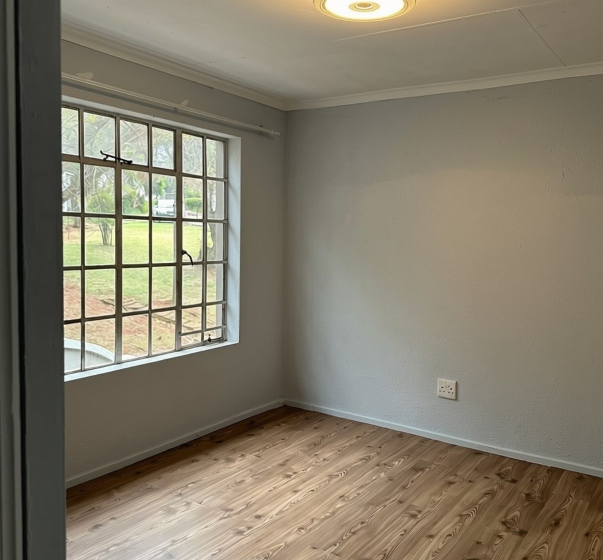 Townhouse for sale in Helderkruin, Roodepoort, 75 m²
