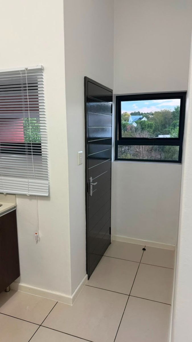 Apartment for rent in Dainfern, Sandton, 54 m²