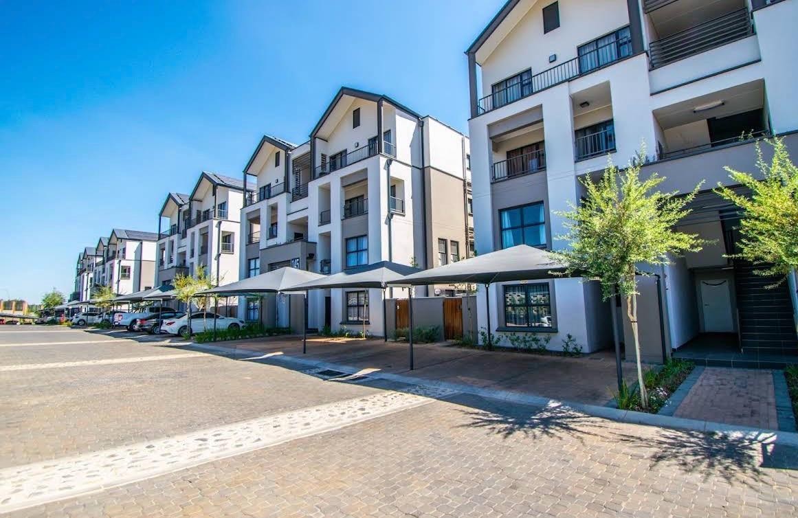 Apartment for rent in Waterfall, Midrand, 2346, Munyaka Complex, 11 Munyaka BLVD RD, Waterfall, Midrand, Gauteng, 54 m²