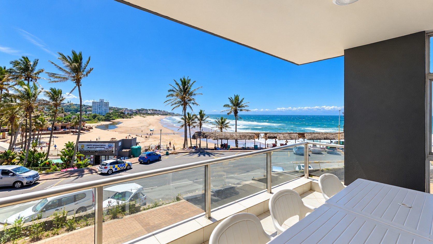 Apartment for sale in Margate, KwaZulu Natal, 226 m²