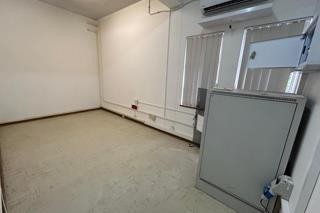 Office for sale in Cannon Hill, Uitenhage, 2225 m²