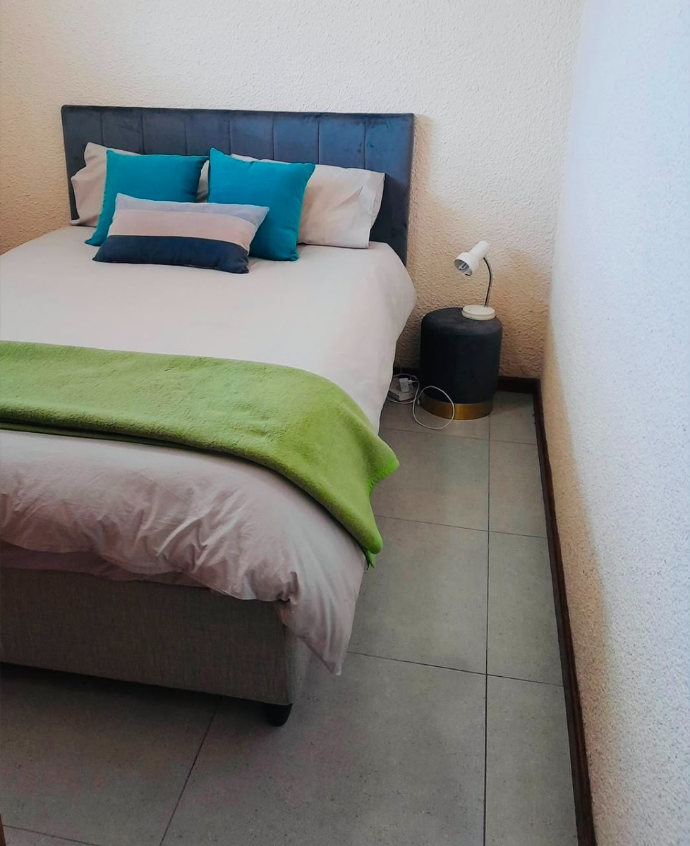 Apartment for sale in Loevenstein, Bellville, (6th floor), Tafelsig, 23 Allen drive, Loevenstein, Bellville, Western Cape, 43 m²